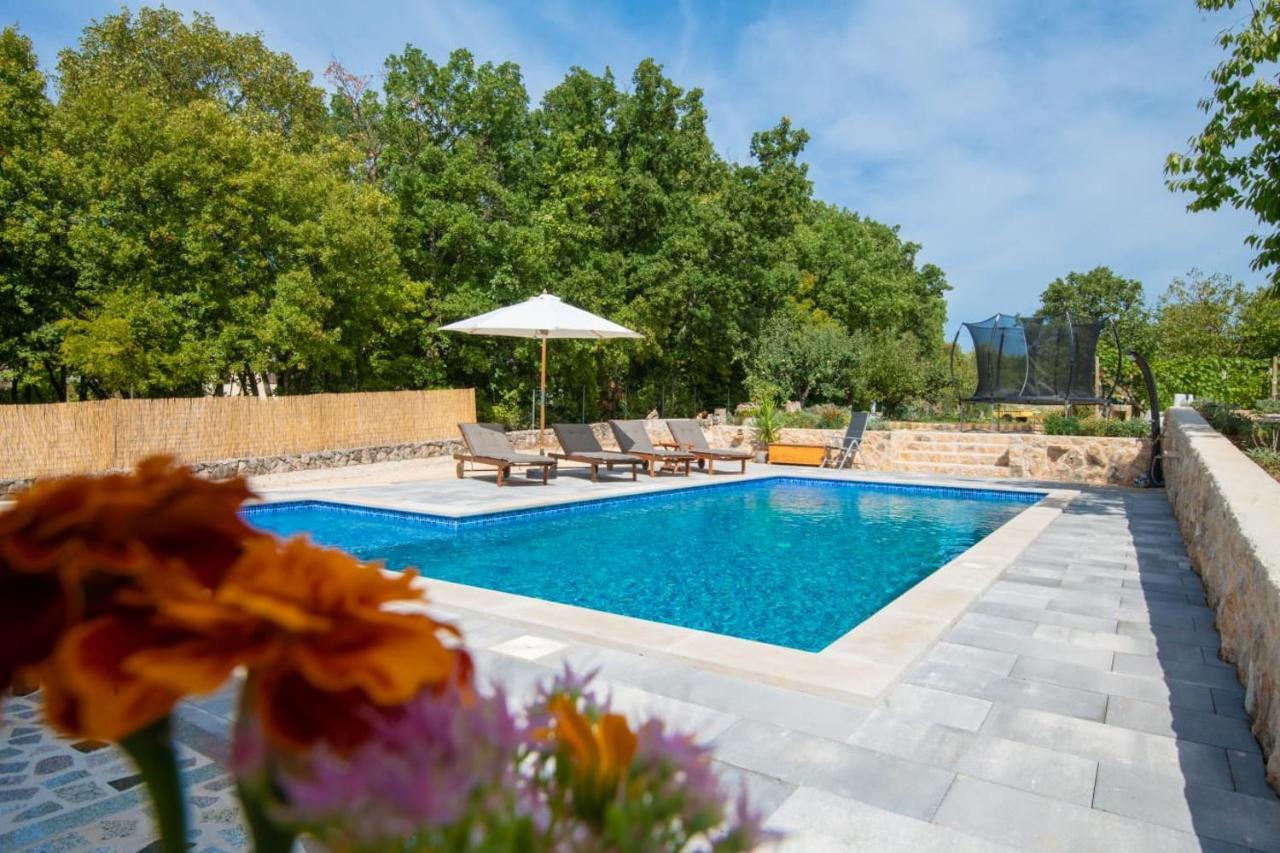 Holiday Home Tone, Makarska - Drum Bagian luar foto