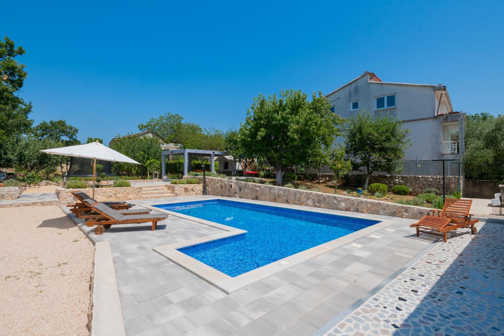 Holiday Home Tone, Makarska - Drum Bagian luar foto