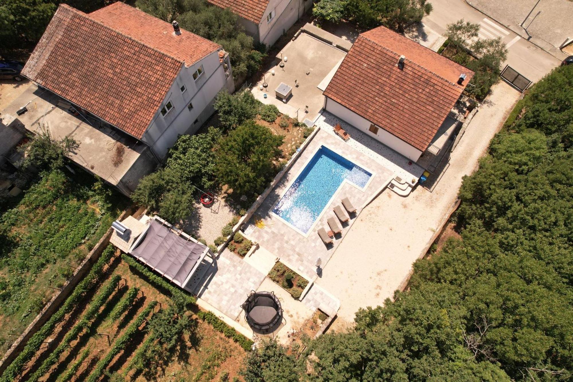 Holiday Home Tone, Makarska - Drum Bagian luar foto