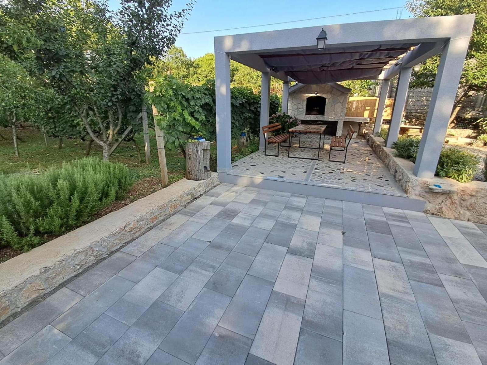 Holiday Home Tone, Makarska - Drum Bagian luar foto